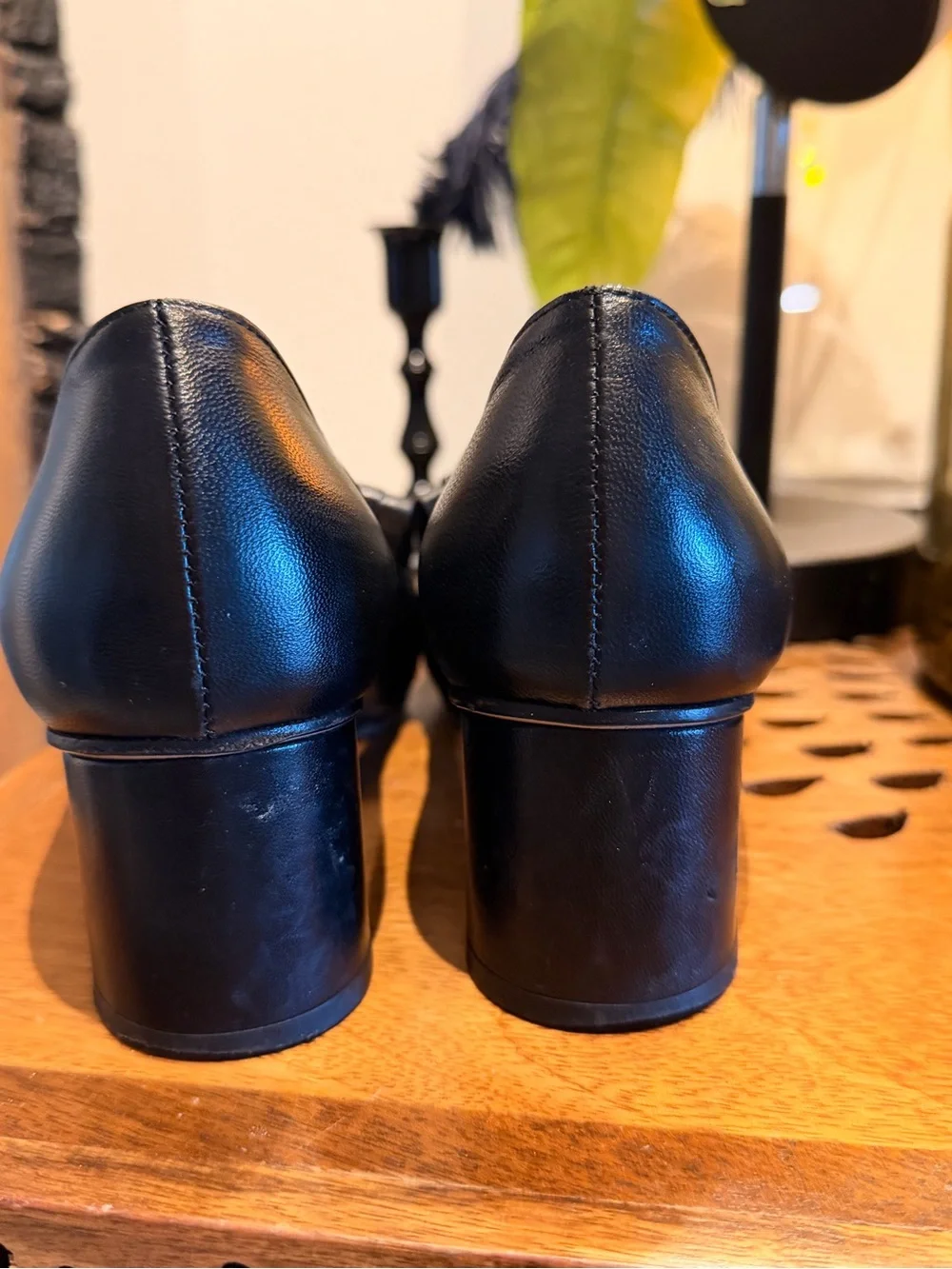 Gucci Black Leather Kiltie Loafers with Gold Double G size 7